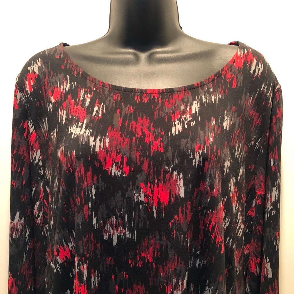 Black, red, and gray long tunic.